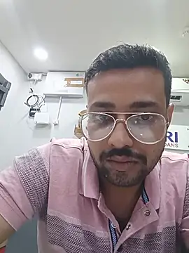 herochoclateboy online show from May 9, 2026, 8:50 am