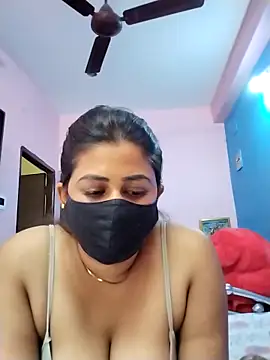 Rimi40464 online show from May 10, 2026, 5:11 am