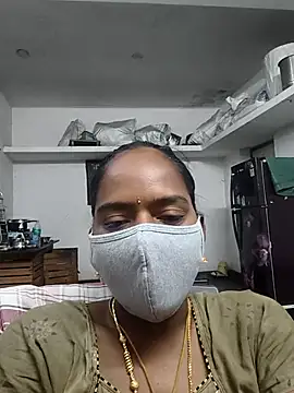 Snapshot of Tamil_Sangeetha chatting on July 11, 2026, 12:11 am Tamil Sangeetha online show from July 11, 2026, 12:11 am