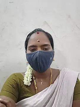 Snapshot of Tamil_Sangeetha chatting on July 21, 2026, 6:48 am Tamil Sangeetha online show from July 21, 2026, 6:48 am