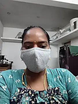Snapshot of Tamil_Sangeetha chatting on July 12, 2026, 11:05 pm Tamil Sangeetha online show from July 12, 2026, 11:05 pm