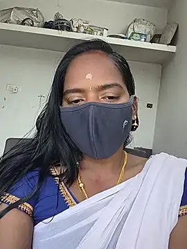 Snapshot of Tamil_Sangeetha chatting on July 6, 2026, 4:08 am Tamil Sangeetha online show from July 6, 2026, 4:08 am