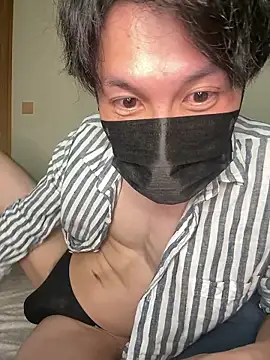 -YumaUemura- online show from April 18, 2026, 2:41 pm