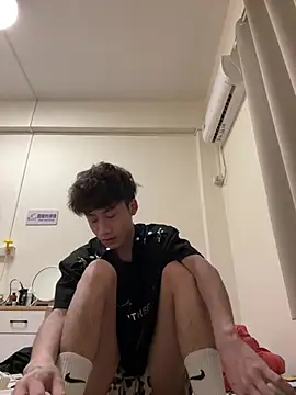 sexyboy-3525 online show from June 6, 2026, 3:56 am