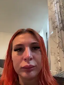 Snapshot of devilinhereyes chatting on April 9, 2026, 5:52 pm devilinhereyes online show from April 9, 2026, 5:52 pm