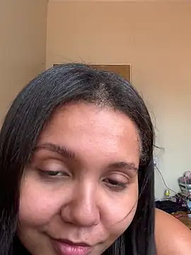 viviboraaaa online show from June 18, 2026, 4:23 pm