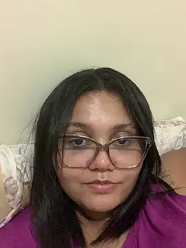 viviboraaaa online show from May 1, 2026, 12:37 am