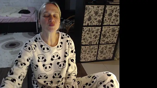 Sweet hot shrmp online show from July 18, 2026, 9:45 pm