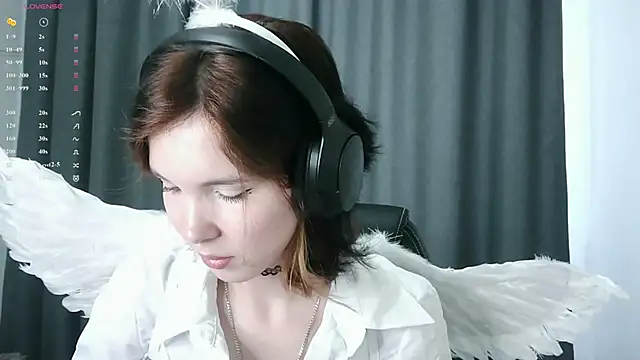 RubyBooby online show from June 18, 2026, 4:23 pm