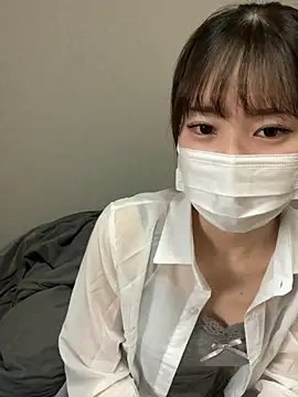 Snapshot of yuki2210 chatting on April 1, 2026, 2:35 am yuki2210 online show from April 1, 2026, 2:35 am