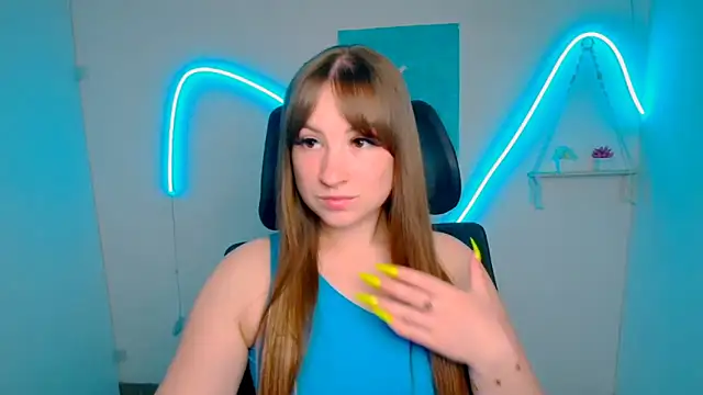 Tiffani Angel online show from May 21, 2026, 5:43 pm
