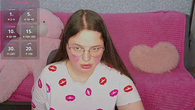 SofiDreamm online show from May 1, 2026, 7:30 pm