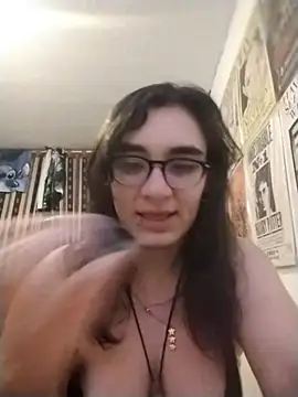 Ellaa honey online show from June 11, 2026, 4:31 am
