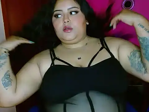 LunaAddittion online show from May 25, 2026, 3:11 pm