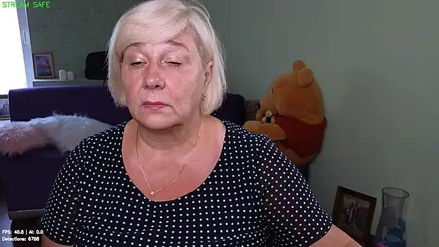 Snapshot of Milane_Milky chatting on July 2, 2026, 4:40 am Milane Milky online show from July 2, 2026, 4:40 am