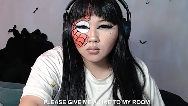 Snapshot of Feylinmay chatting on August 5, 2026, 11:37 am Feylinmay online show from August 5, 2026, 11:37 am