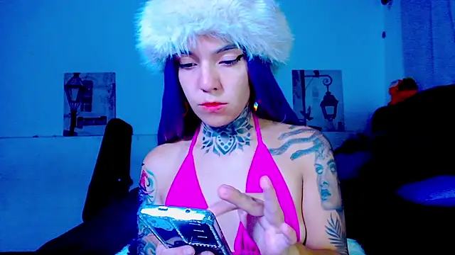 LannieGonzales online show from May 11, 2026, 1:12 pm