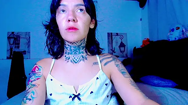 LannieGonzales online show from May 12, 2026, 2:12 pm