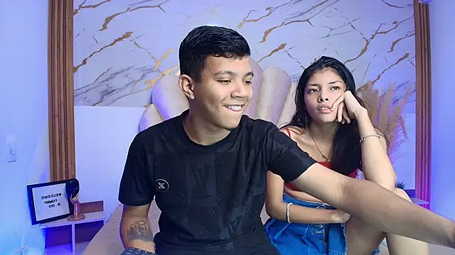 Snapshot of Miaa_Hero chatting on April 7, 2026, 7:37 pm Miaa Hero online show from April 7, 2026, 7:37 pm