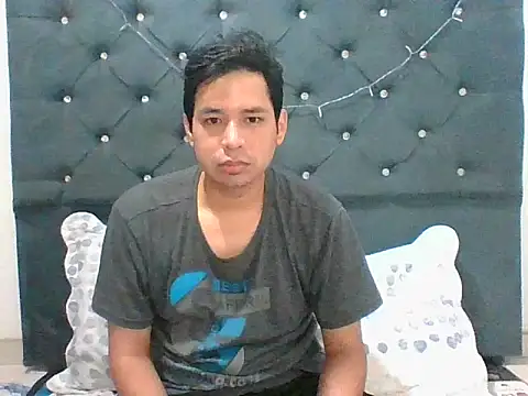 Snapshot of Ian-yin08 chatting on April 11, 2026, 2:52 am Ian-yin08 online show from April 11, 2026, 2:52 am