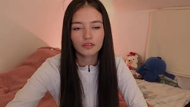 Snapshot of AMELIEEEX chatting on April 14, 2026, 3:33 am AMELIEEEX online show from April 14, 2026, 3:33 am
