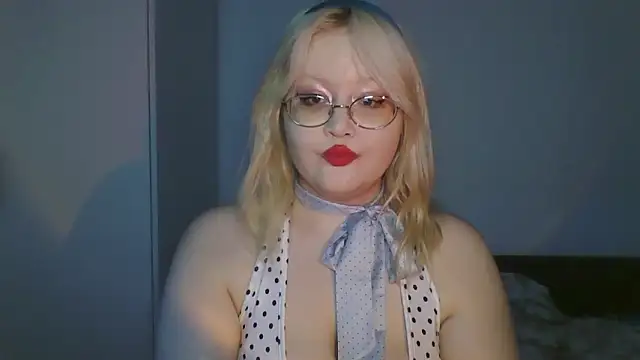 Elayne Sweet online show from May 24, 2026, 6:02 am