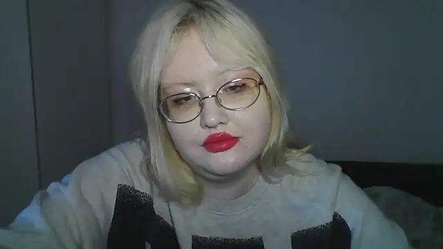 Elayne Sweet online show from May 13, 2026, 6:09 am