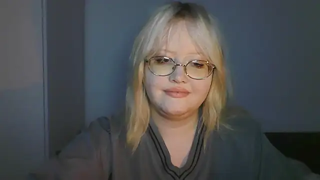 Snapshot of Elayne_Sweet chatting on June 5, 2026, 6:07 am Elayne Sweet online show from June 5, 2026, 6:07 am