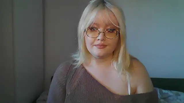 Elayne Sweet online show from May 3, 2026, 6:07 am
