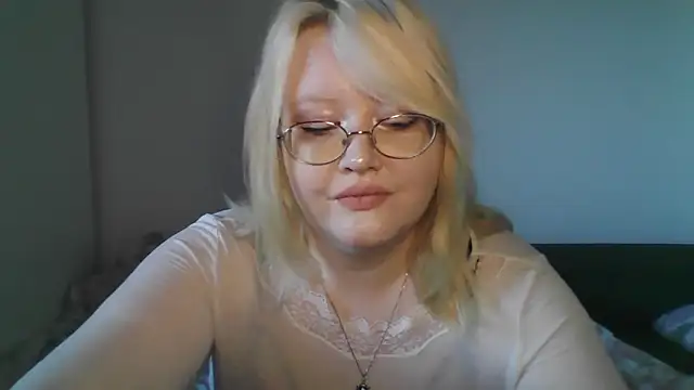 Elayne Sweet online show from May 6, 2026, 6:06 am
