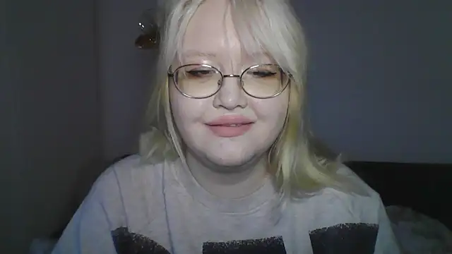 Elayne Sweet online show from May 9, 2026, 6:06 am