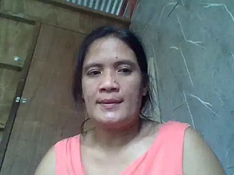 PinayZaira online show from June 11, 2026, 3:14 am