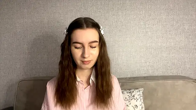 Snapshot of WinterChriscoe chatting on April 2, 2026, 6:09 am WinterChriscoe online show from April 2, 2026, 6:09 am