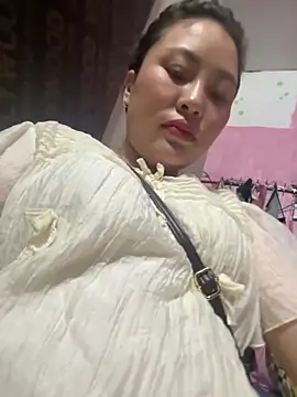 Lina-Naughty online show from June 9, 2026, 3:13 pm
