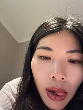 Xiaoyunduo1 online show from June 12, 2026, 3:10 pm