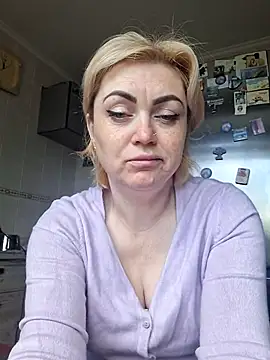 SylvieGold453 online show from May 29, 2026, 8:53 am