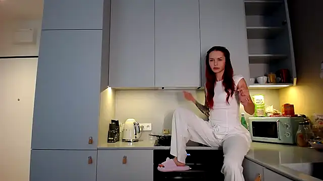 eva oopsy online show from April 14, 2026, 1:16 pm