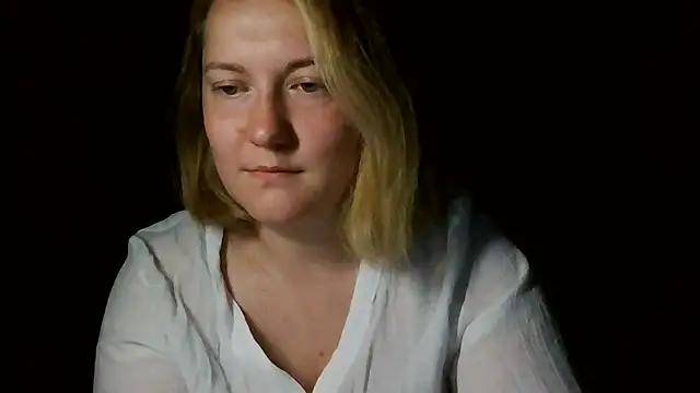 TinaKittyX online show from May 30, 2026, 9:53 pm