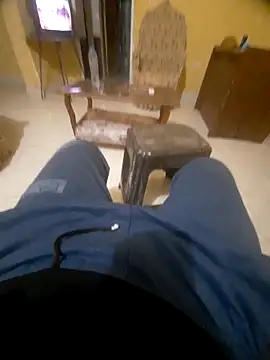 beebuzz0 online show from March 31, 2026, 8:55 pm