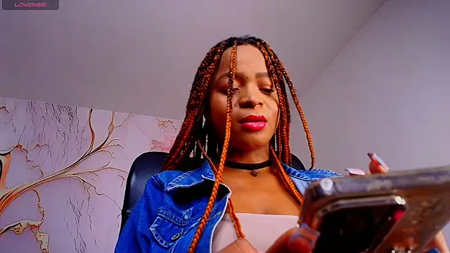 Snapshot of cherry_latiinn19 chatting on May 8, 2026, 5:50 pm cherry latiinn19 online show from May 8, 2026, 5:50 pm