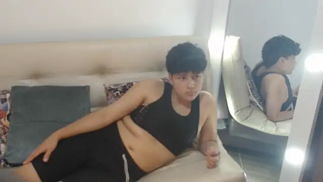 BlakeTaylor21 online show from April 14, 2026, 6:13 pm