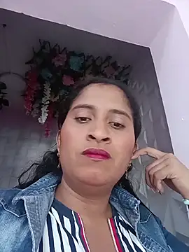 SofiaMendez1  online show from May 25, 2026, 3:22 pm