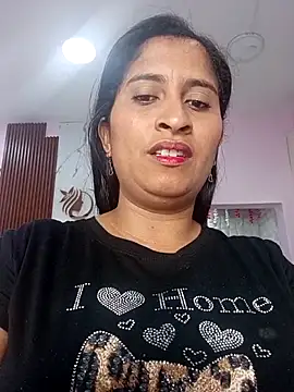 SofiaMendez1  online show from May 19, 2026, 4:03 pm