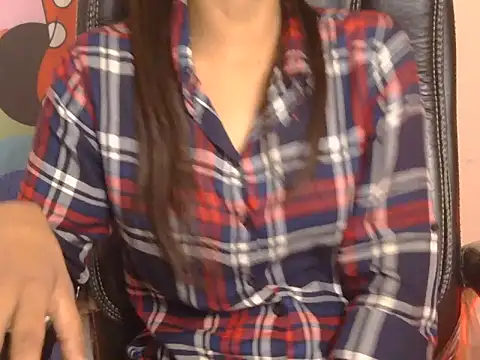 pari darling online show from April 1, 2026, 11:22 am