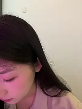 Snapshot of Mina_ovo chatting on April 9, 2026, 6:41 am Mina ovo online show from April 9, 2026, 6:41 am