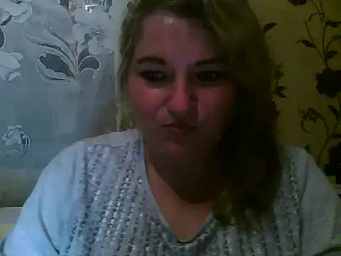 Snapshot of Xuliganka86 chatting on April 2, 2026, 4:57 pm Xuliganka86 online show from April 2, 2026, 4:57 pm