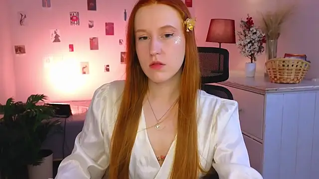 EvaBellea online show from May 10, 2026, 2:08 pm