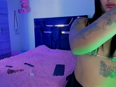 Megan-foxxx- online show from May 28, 2026, 9:06 am
