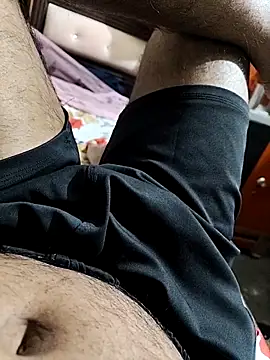 Snapshot of RajaDarling26 chatting on April 3, 2026, 4:35 pm RajaDarling26 online show from April 3, 2026, 4:35 pm