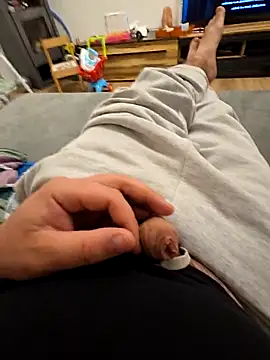 Beni150 online show from April 1, 2026, 11:12 pm